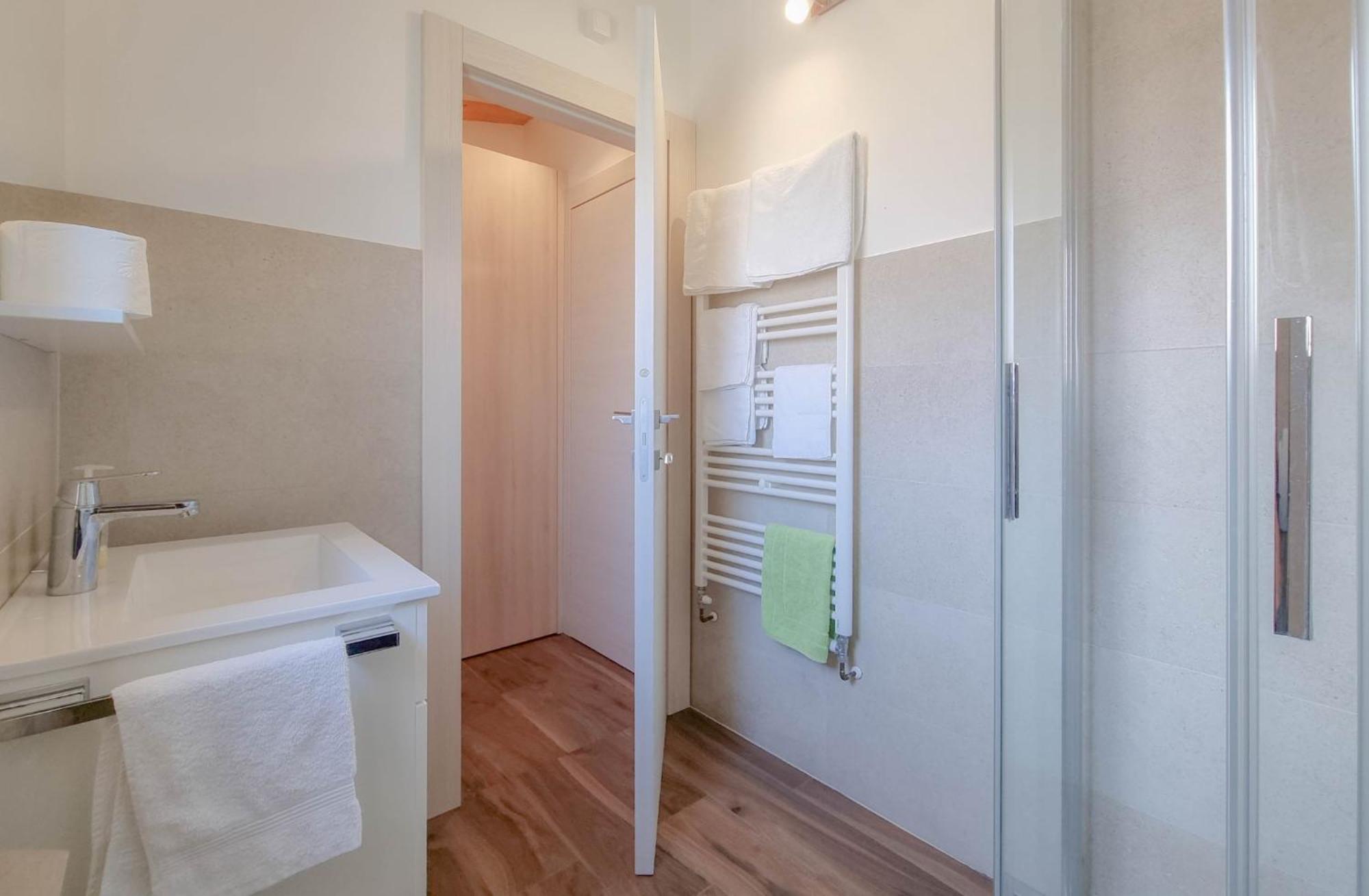 Clai Apartment Новиград Екстериор снимка