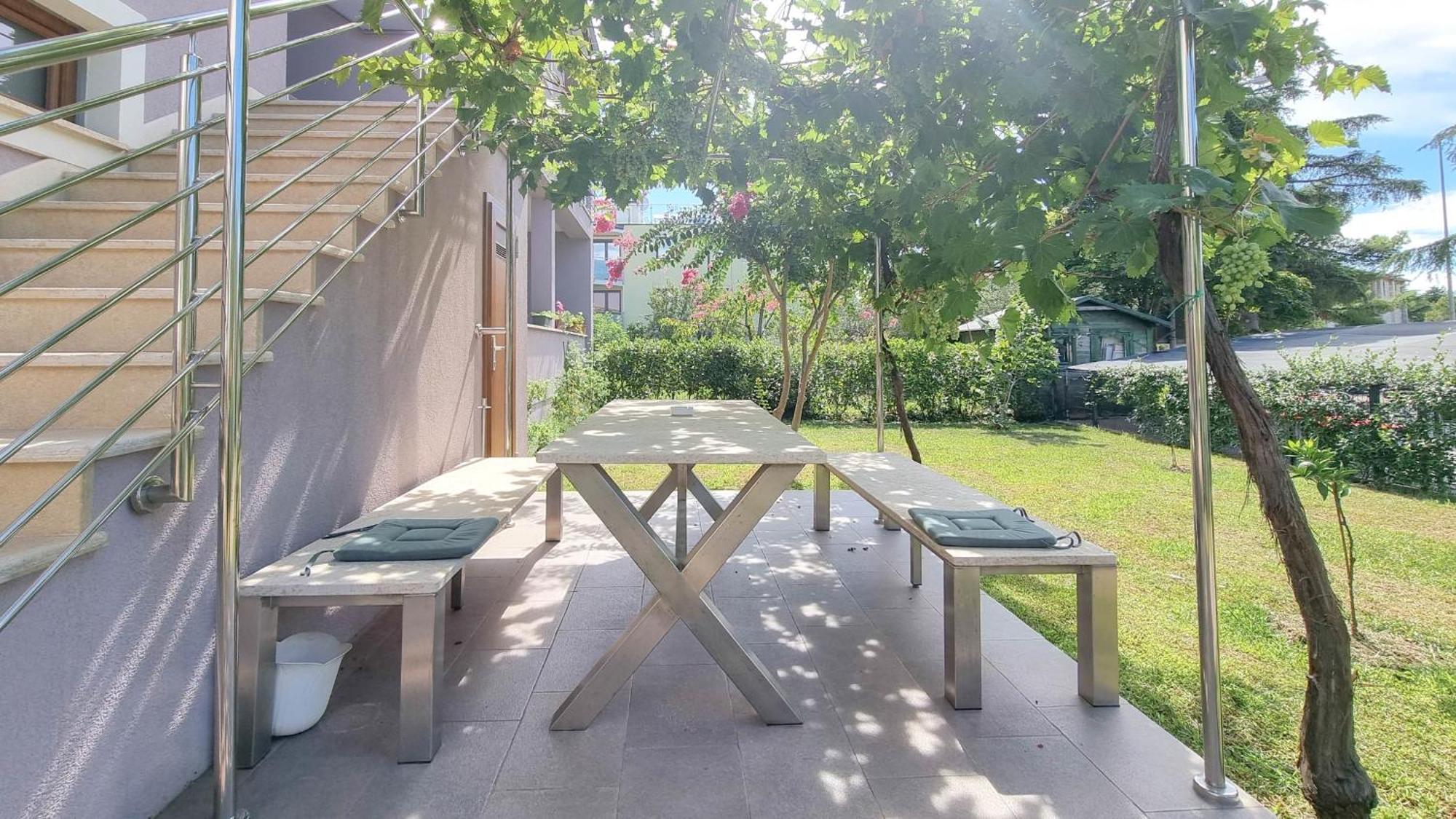 Clai Apartment Новиград Екстериор снимка